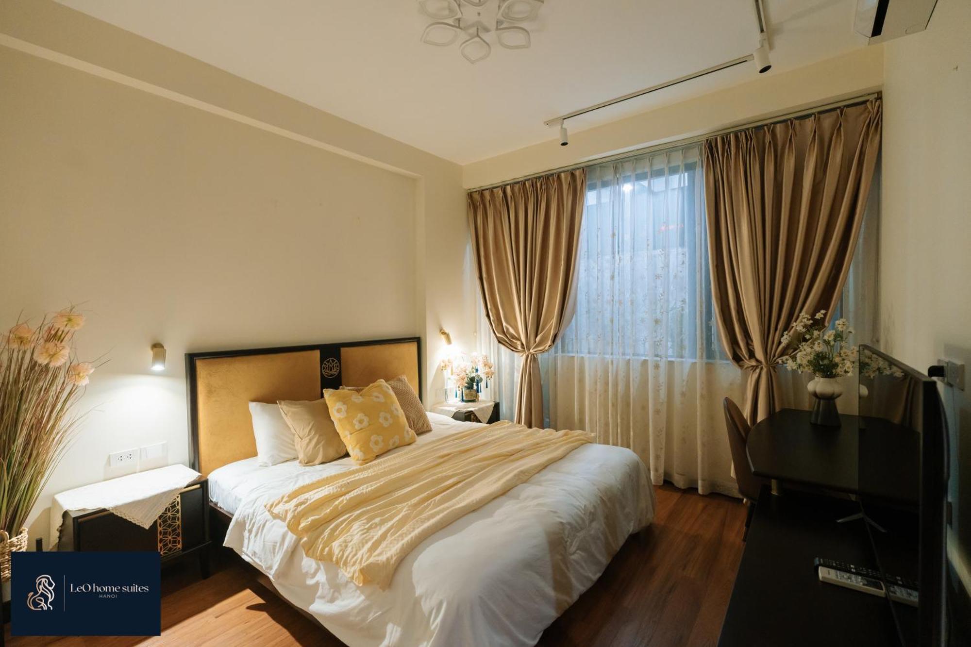 Home Suites -Natural Light -Projector -Spacious - 2Br Incenter Hanoi Kültér fotó