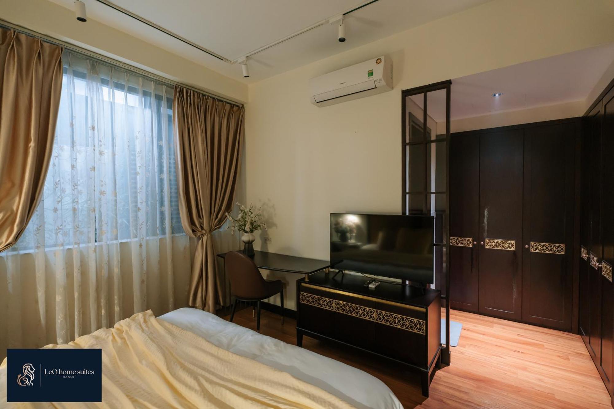 Home Suites -Natural Light -Projector -Spacious - 2Br Incenter Hanoi Kültér fotó