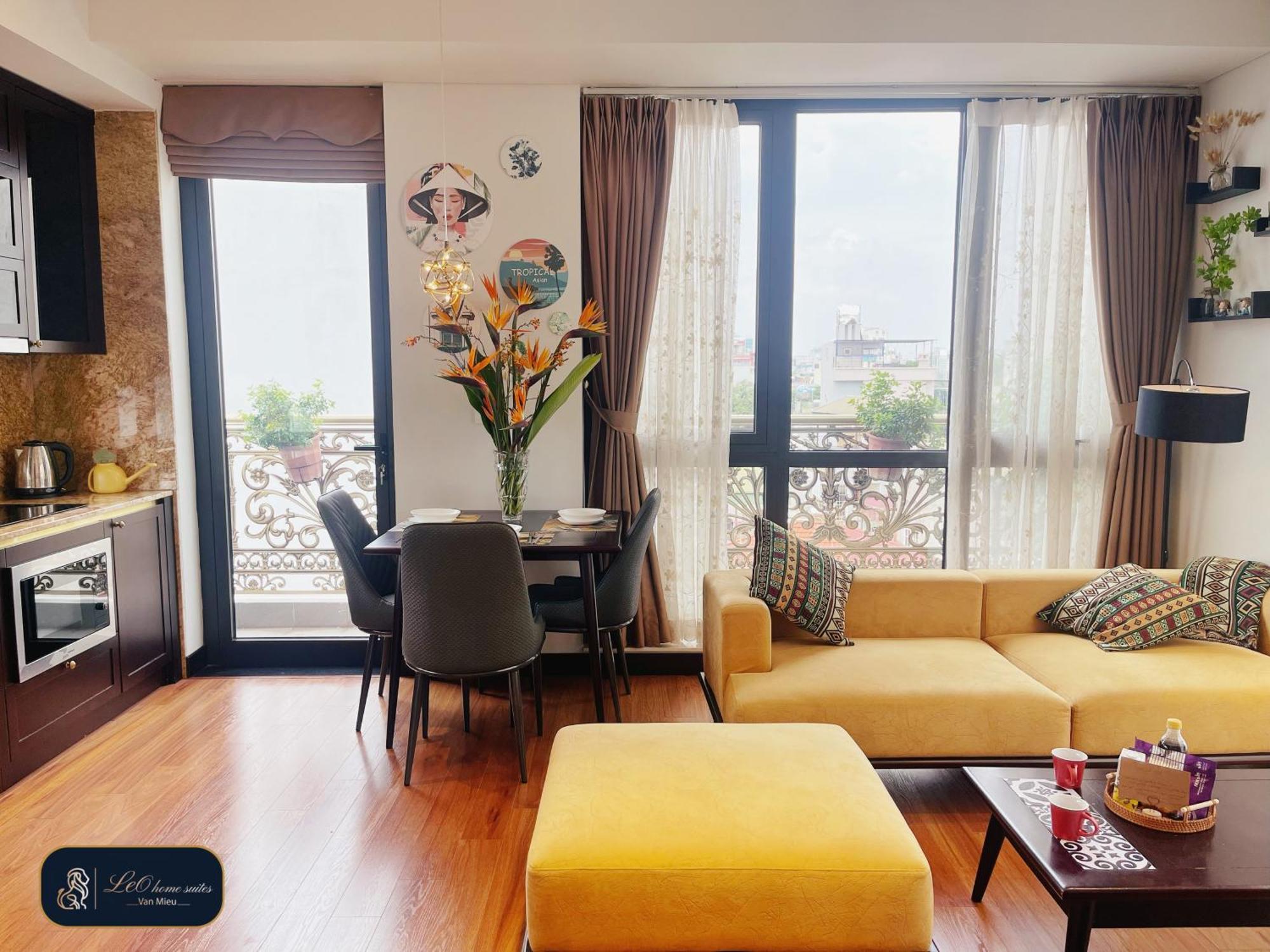 Home Suites -Natural Light -Projector -Spacious - 2Br Incenter Hanoi Kültér fotó